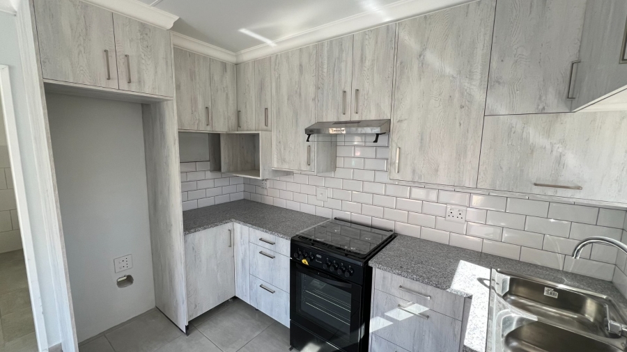 To Let 1 Bedroom Property for Rent in Langenhovenpark Free State
